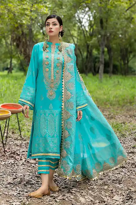 Charizma-Embroidered-Cambric-Jacquard-Collection-2022-pakistani-suit-design