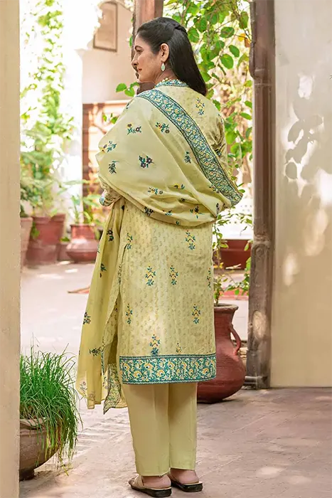 Gul Ahmed Mothers Lawn Collection 2023 CL-22228 A (A)