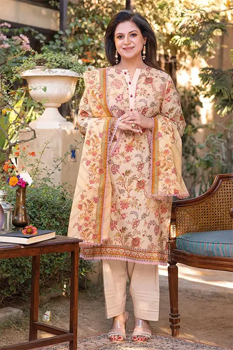 Gul Ahmed Mothers Lawn Collection 2023 CL-32064 (A)