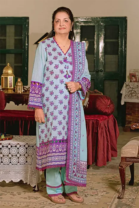 Gul Ahmed Mothers Lawn Collection 2023 CL-32077 A (B)