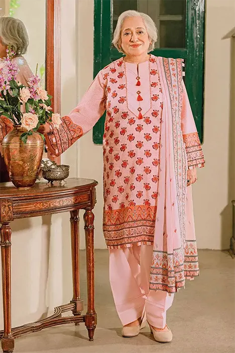 Gul Ahmed Mothers Lawn Collection 2023 CL-32077 B (B)