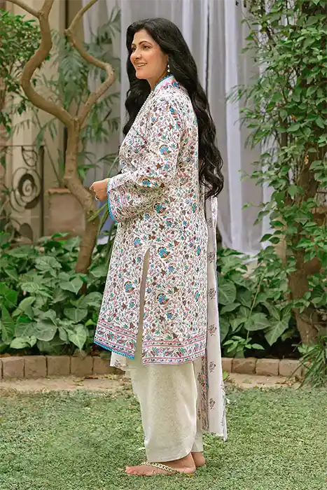 Gul Ahmed Mothers Lawn Collection 2023 CL-32265 B ( C)