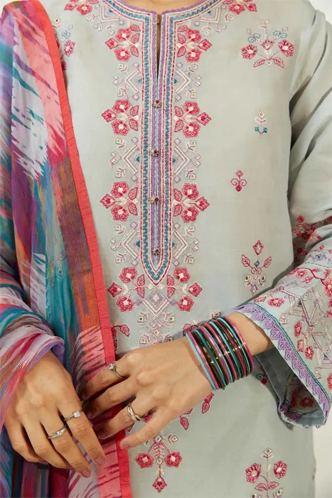A women in Pista Colour by Zara Shahjahan Coco Lawn