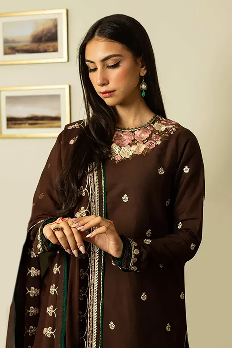 A wine suit by zara shahjahan
