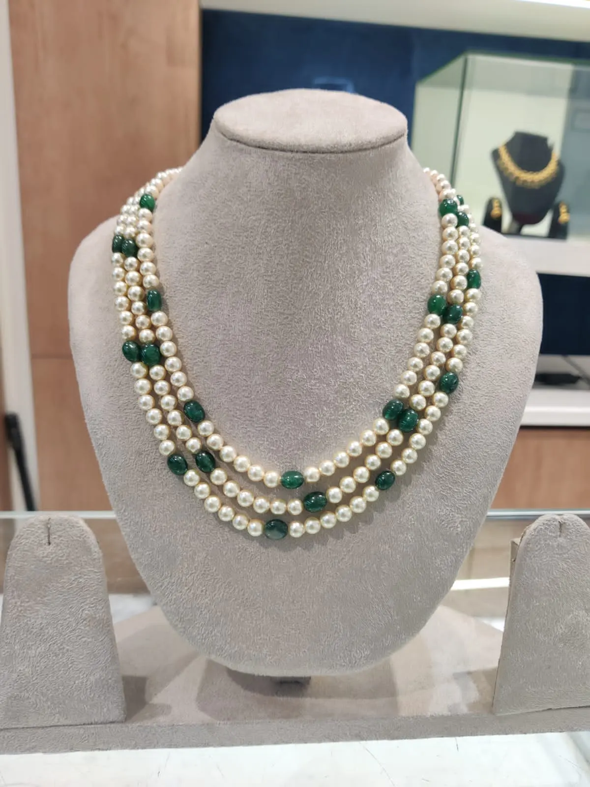Czech Polished pearls with Green Onex Necklace Jewelry