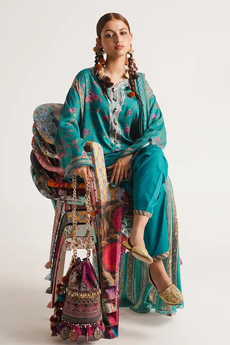 Sana Safinaz Mahay Winter 23 Pakistani Suits - 011B c