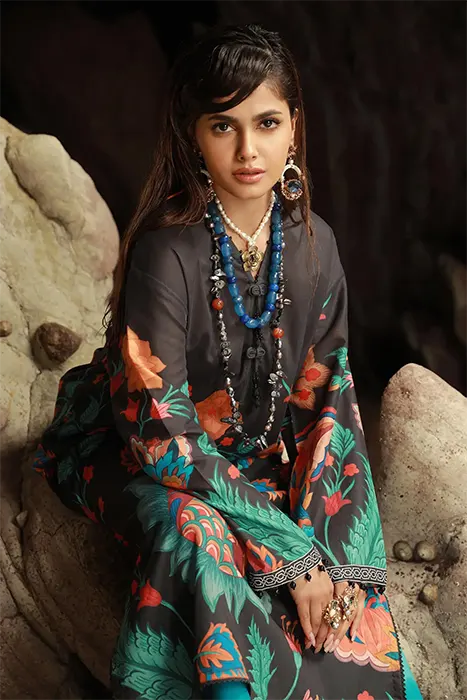 Sana Safinaz Mahay' 24 Pakistani Summer Suit - 011A b