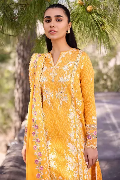 Zaha Lawn Pakistani Suit 2024