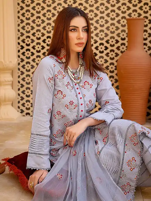Mahnur-Luxury-Bareeze-Winter-Collection-2022-online-pakistani-suits